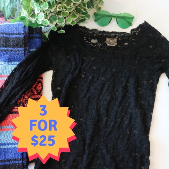 Free People Tops - FREE PEOPLE black lace scoop neck top